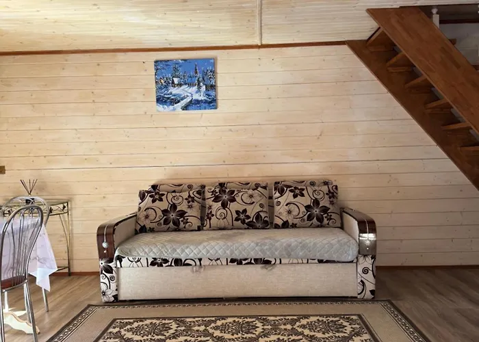 лісова тиша дворівневий люкс Apartment Synevyrs'ka Polyana